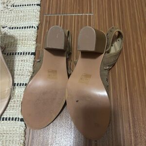 Elegant Tan Heeled Sandals
